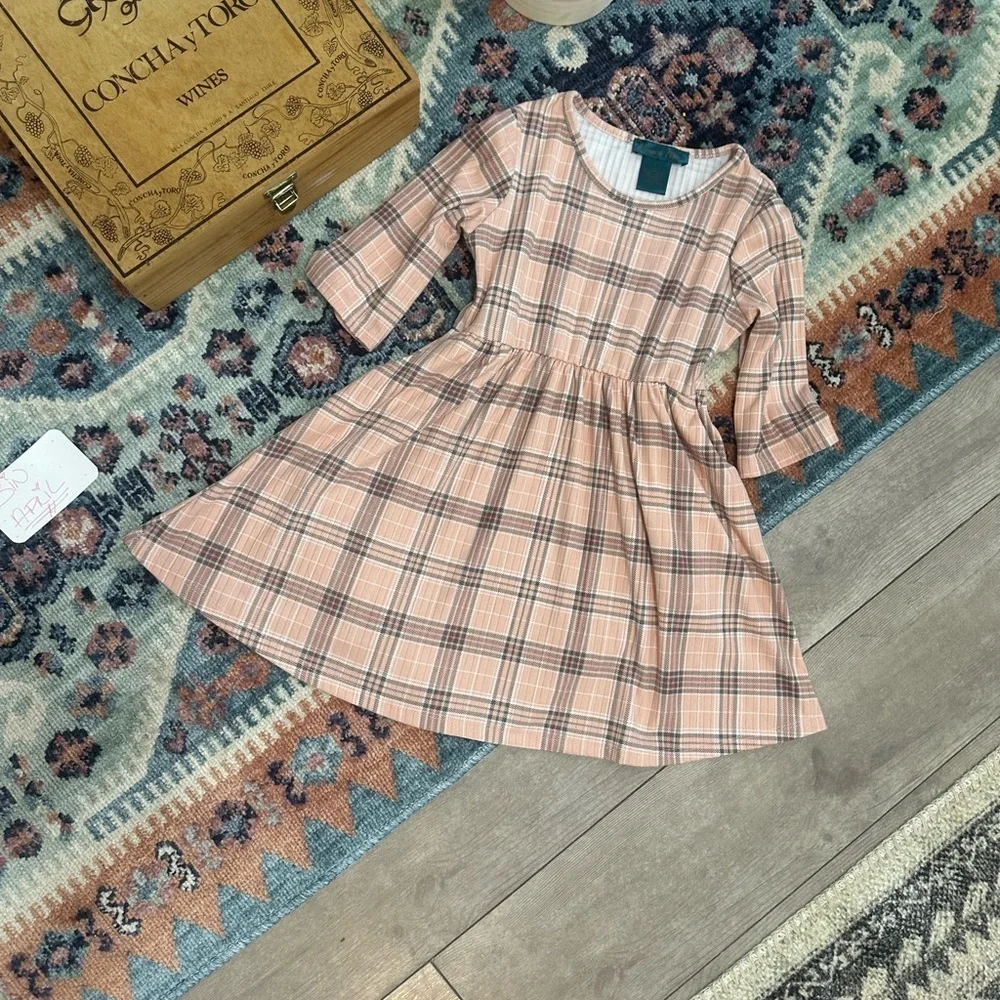 Boutique Emma & Elsa Plaid Dress 4T Toddler Girl Like New Cottage Buttery Soft